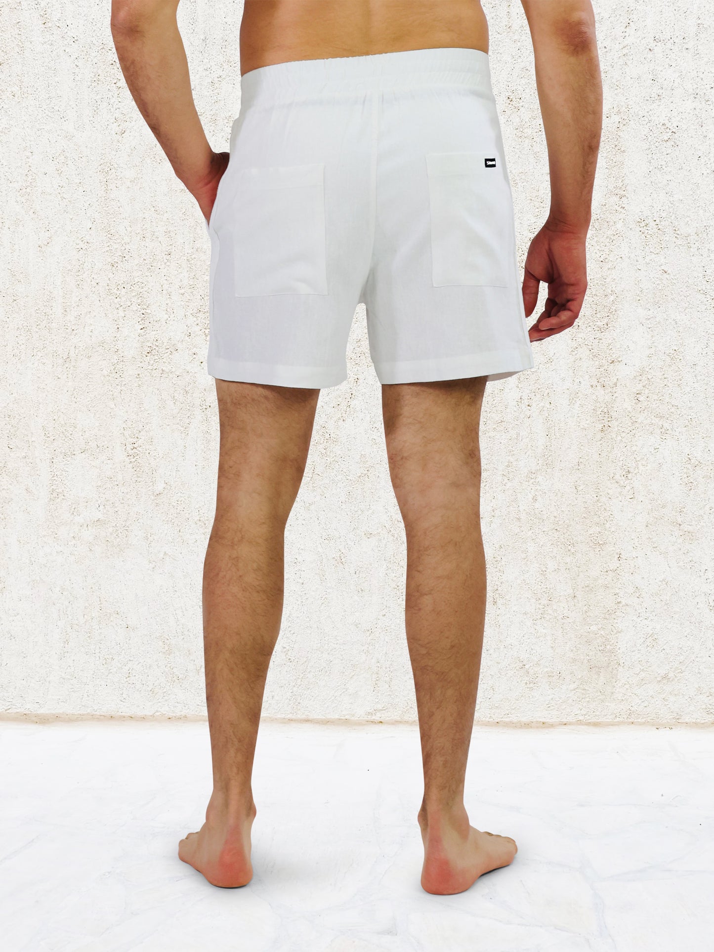 THE BIANO 4" SHORT - White