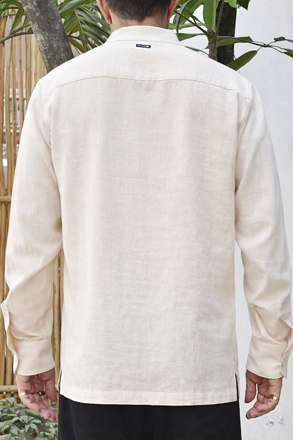 NAVO LINEN BLEND HENLEY SHIRT - Sand