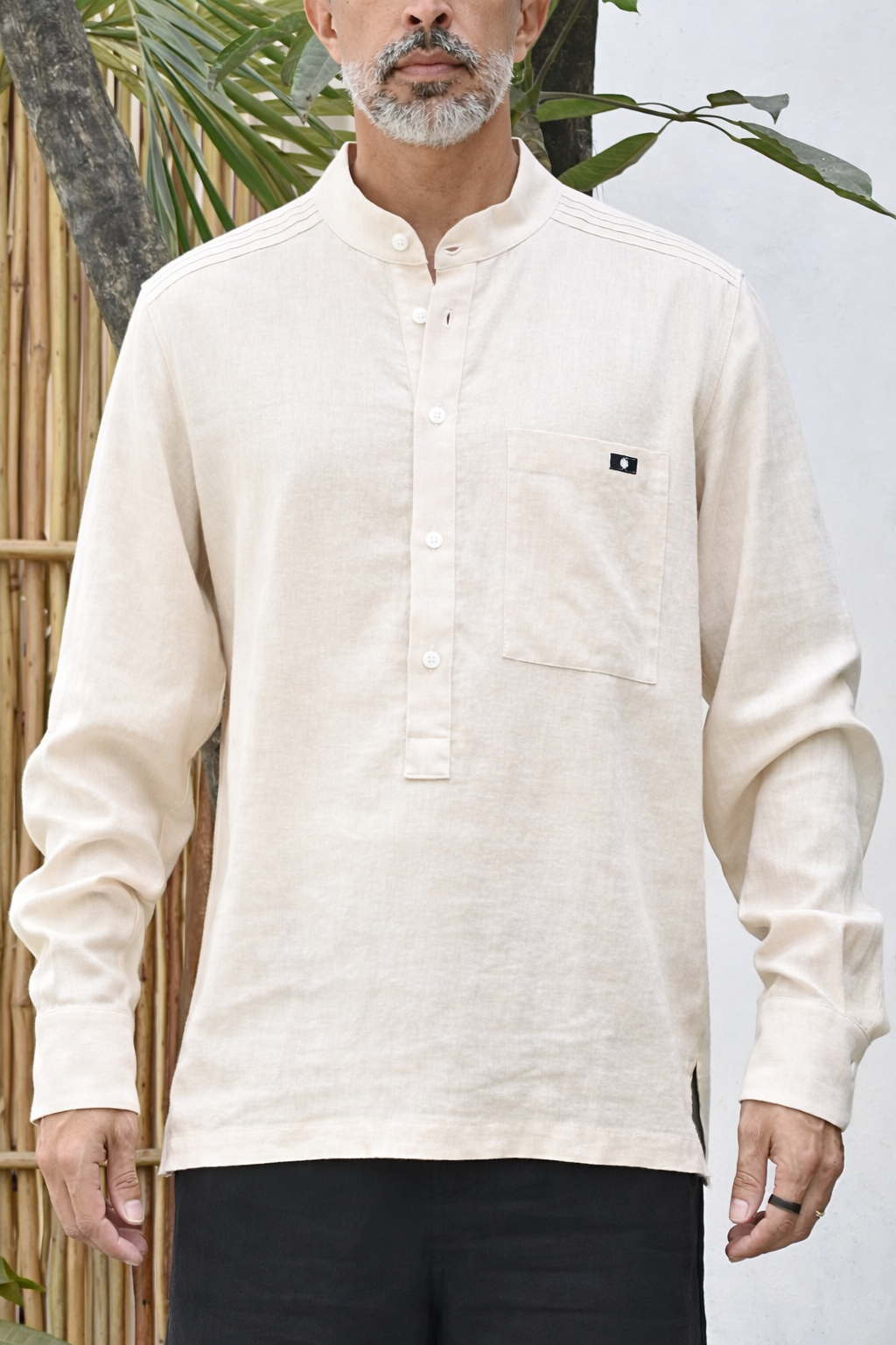 NAVO LINEN BLEND HENLEY SHIRT - Sand