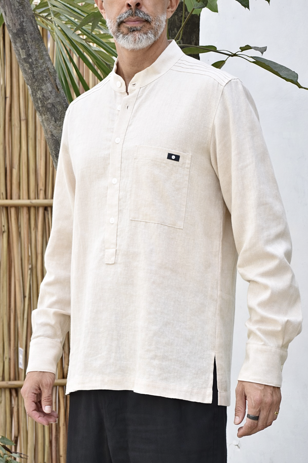 NAVO LINEN BLEND HENLEY SHIRT - Sand