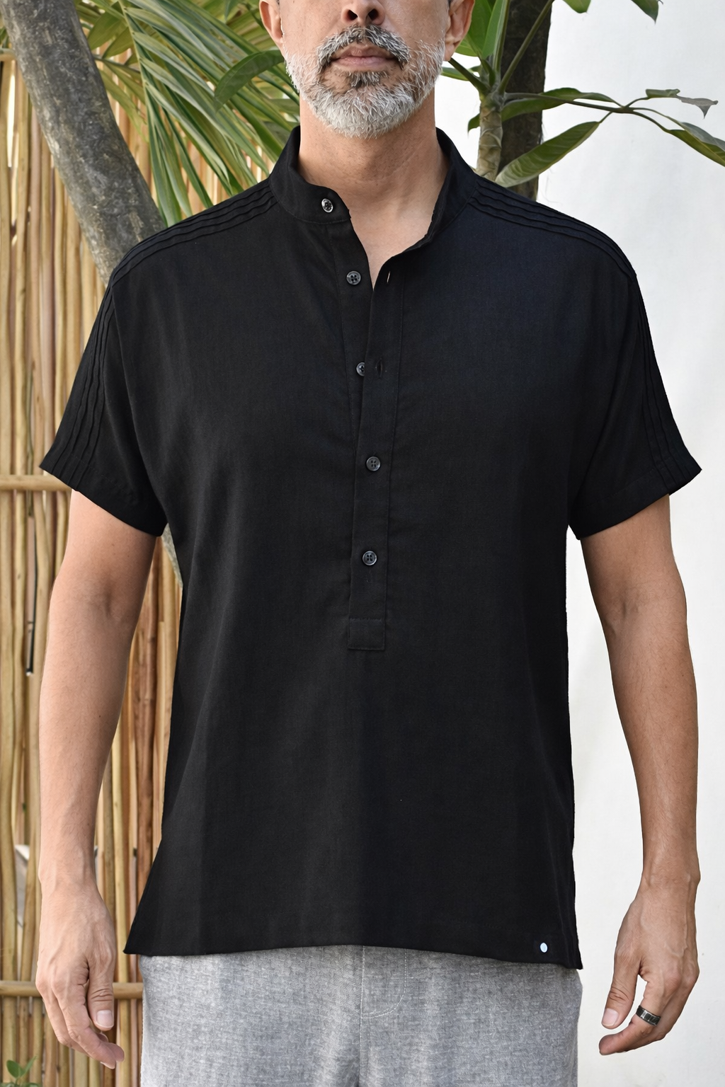ROVI LINEN BLEND HENLEY SHIRT - Black